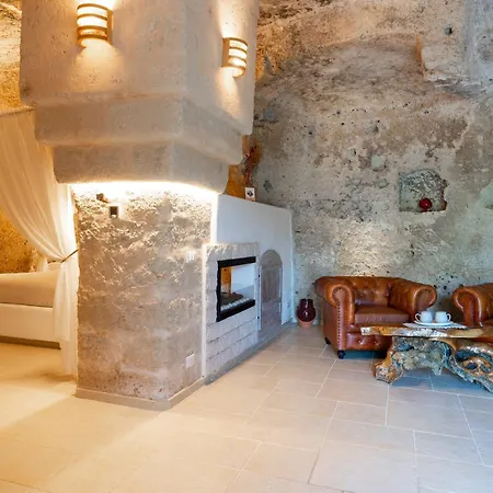 Masseria Torre Rossa *