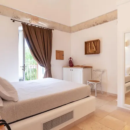 Masseria Torre Rossa *